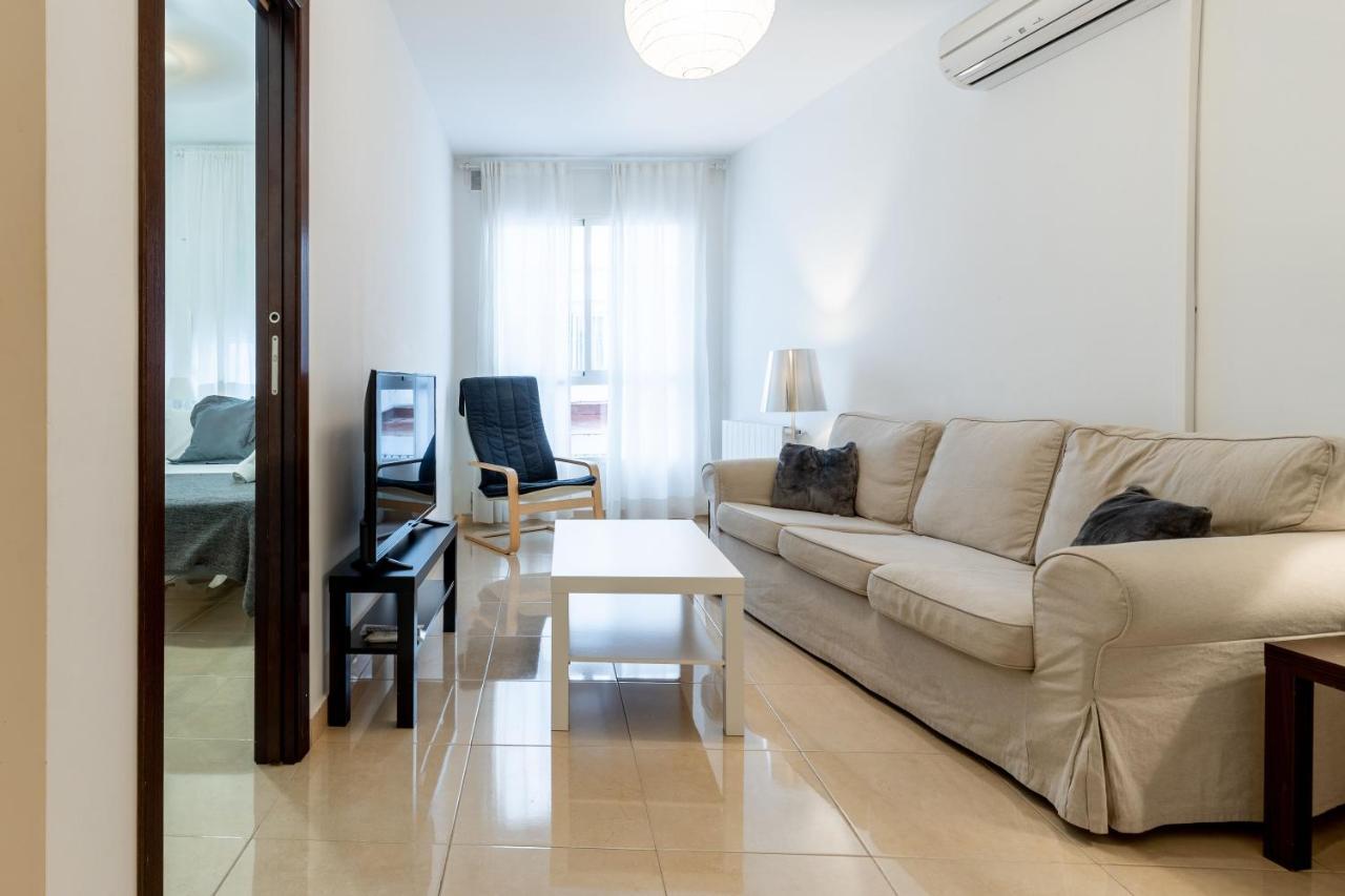 Fun Building Flats By Homeabout Malaga Exterior photo